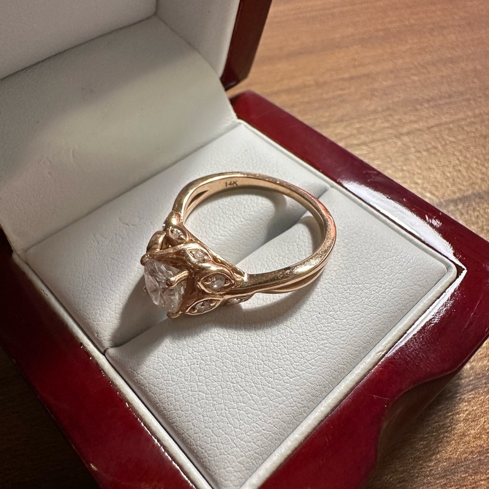 Engagement Ring - Picture 4 of 5